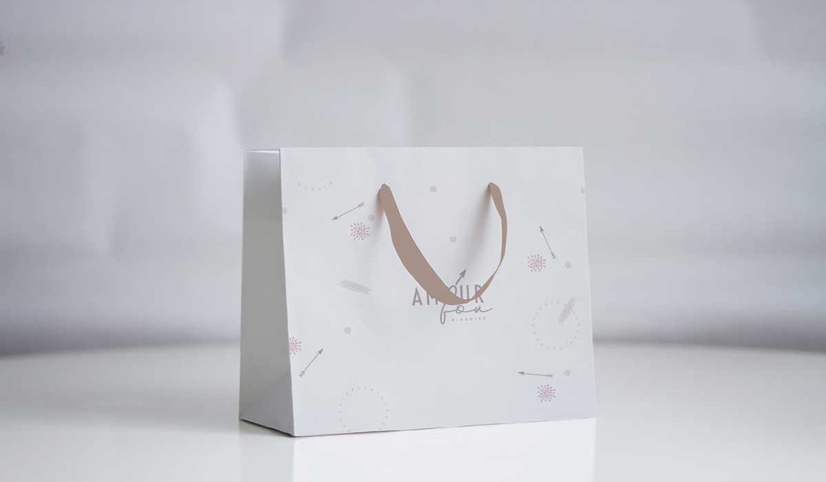 joli-sac-amour-fou-logo-design